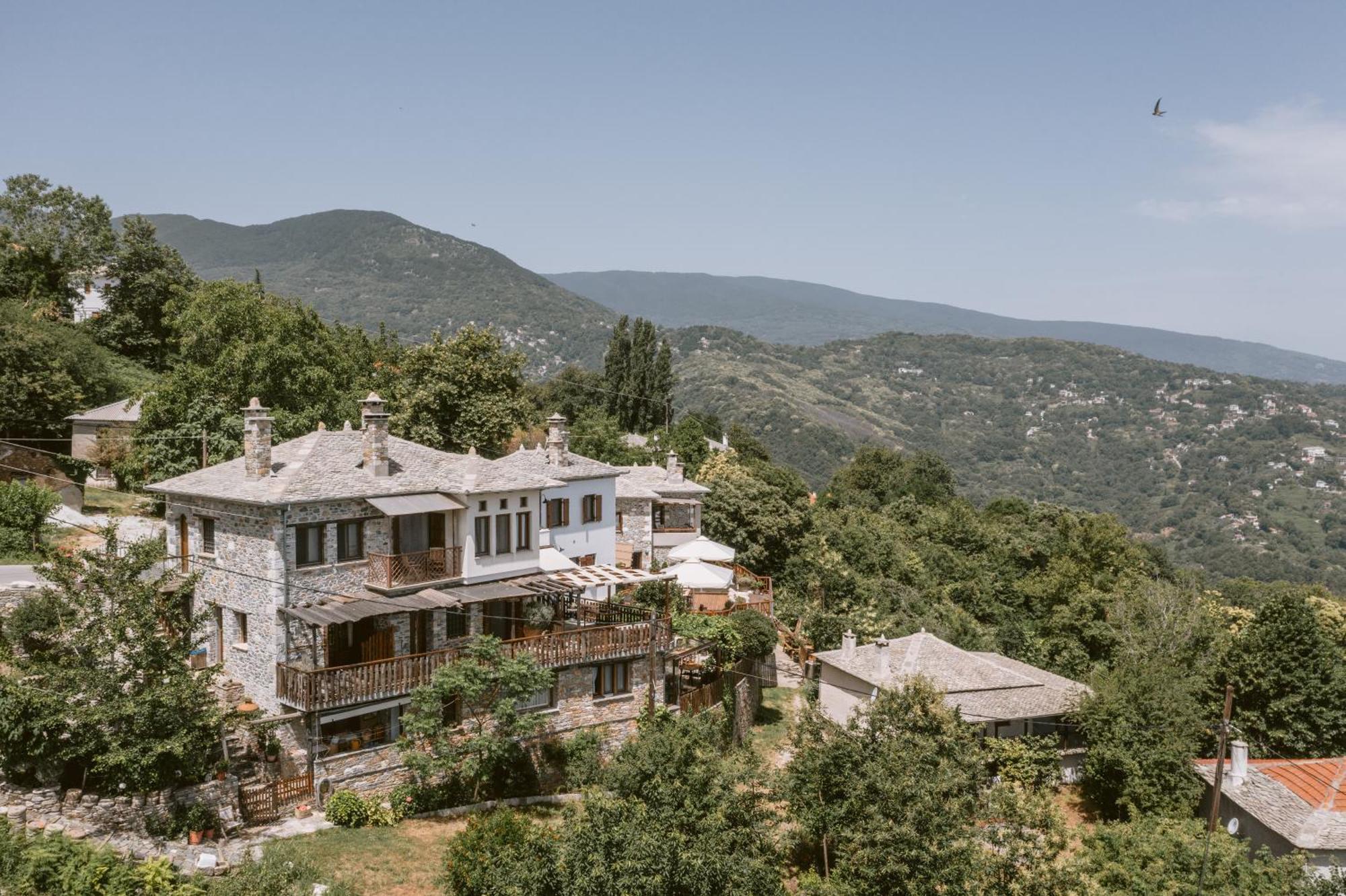 Adama Hotel Mouresi Luaran gambar