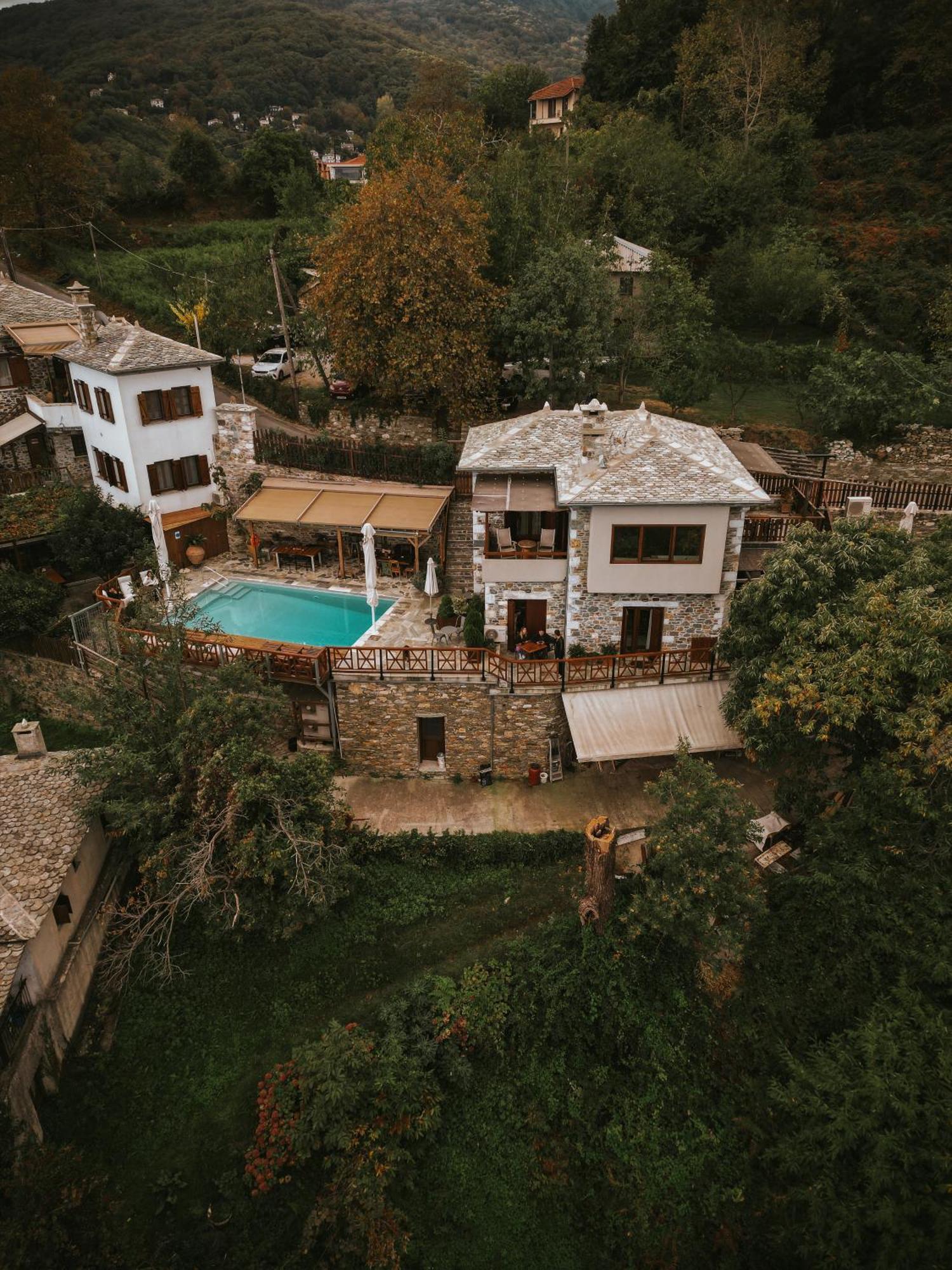 Adama Hotel Mouresi Luaran gambar